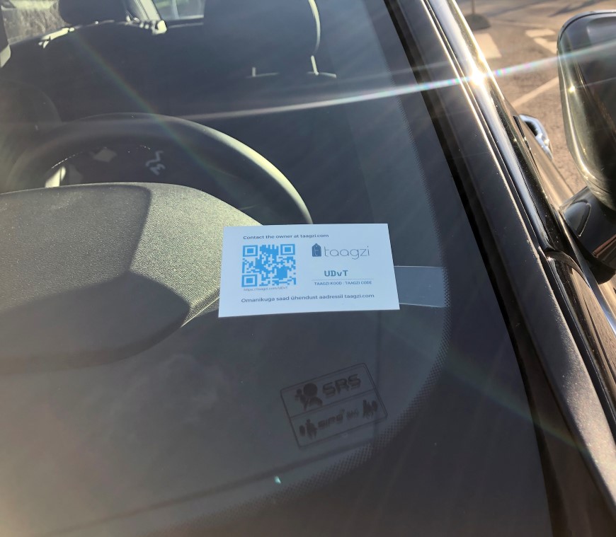 Place Taagzi codes to car windshield